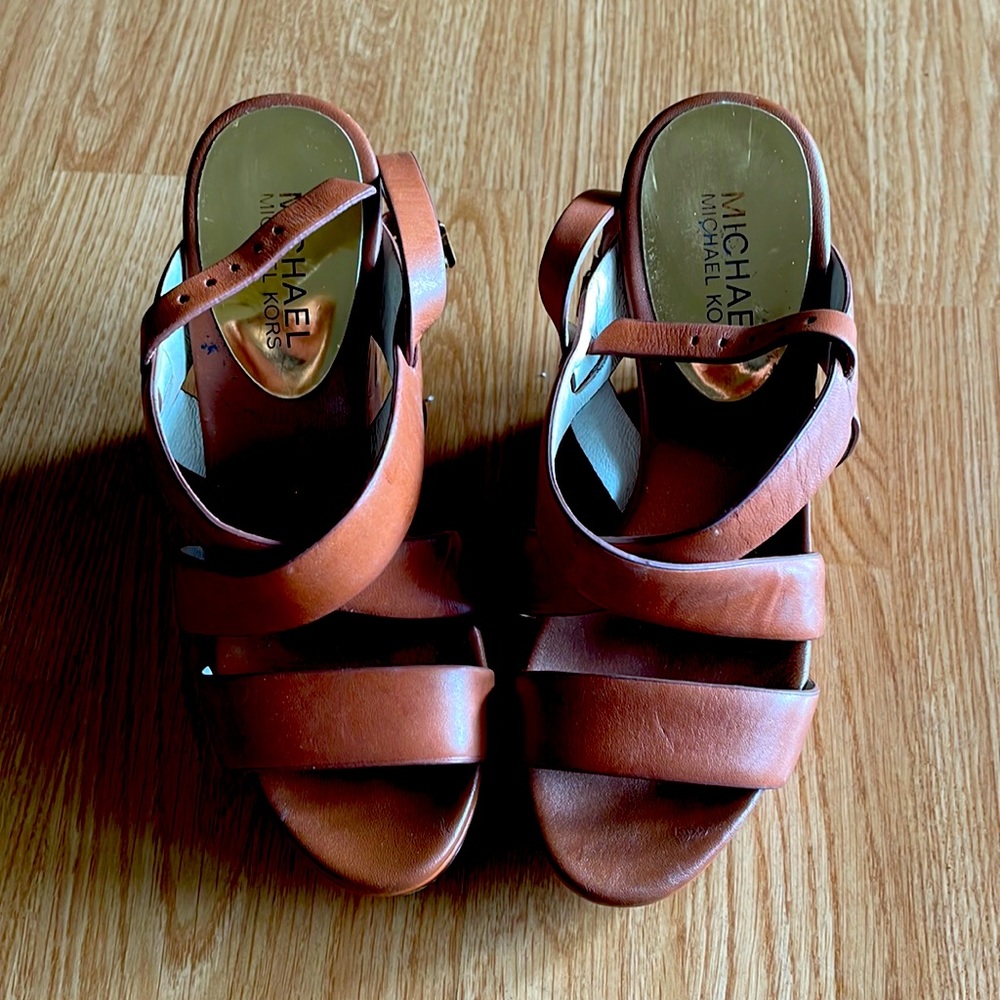 Beautiful Authentic Mk sandal